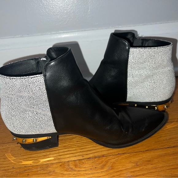 Booties - Picture 5 of 5